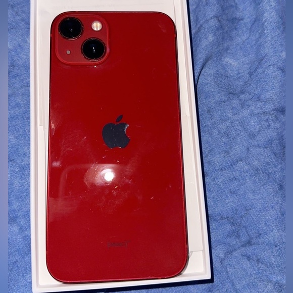 Iphone 13 praduct red |Good condition | 128 GB - Picture 2 of 3
